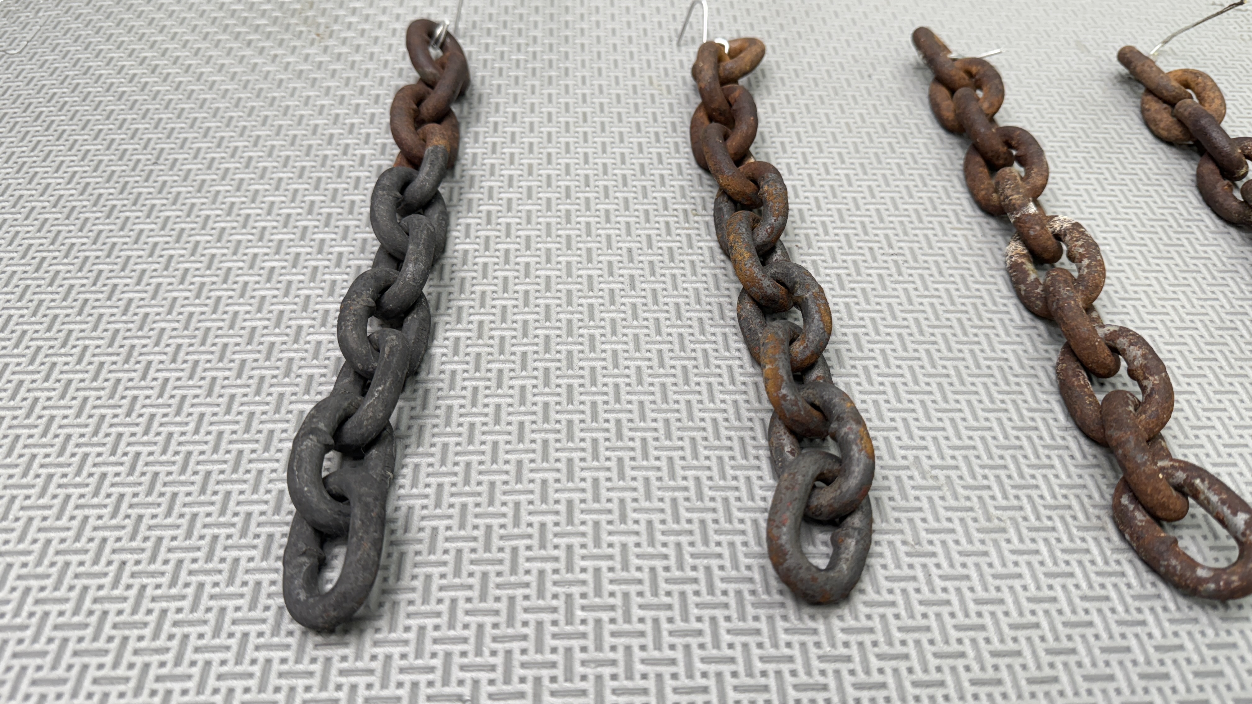 Chains photograph