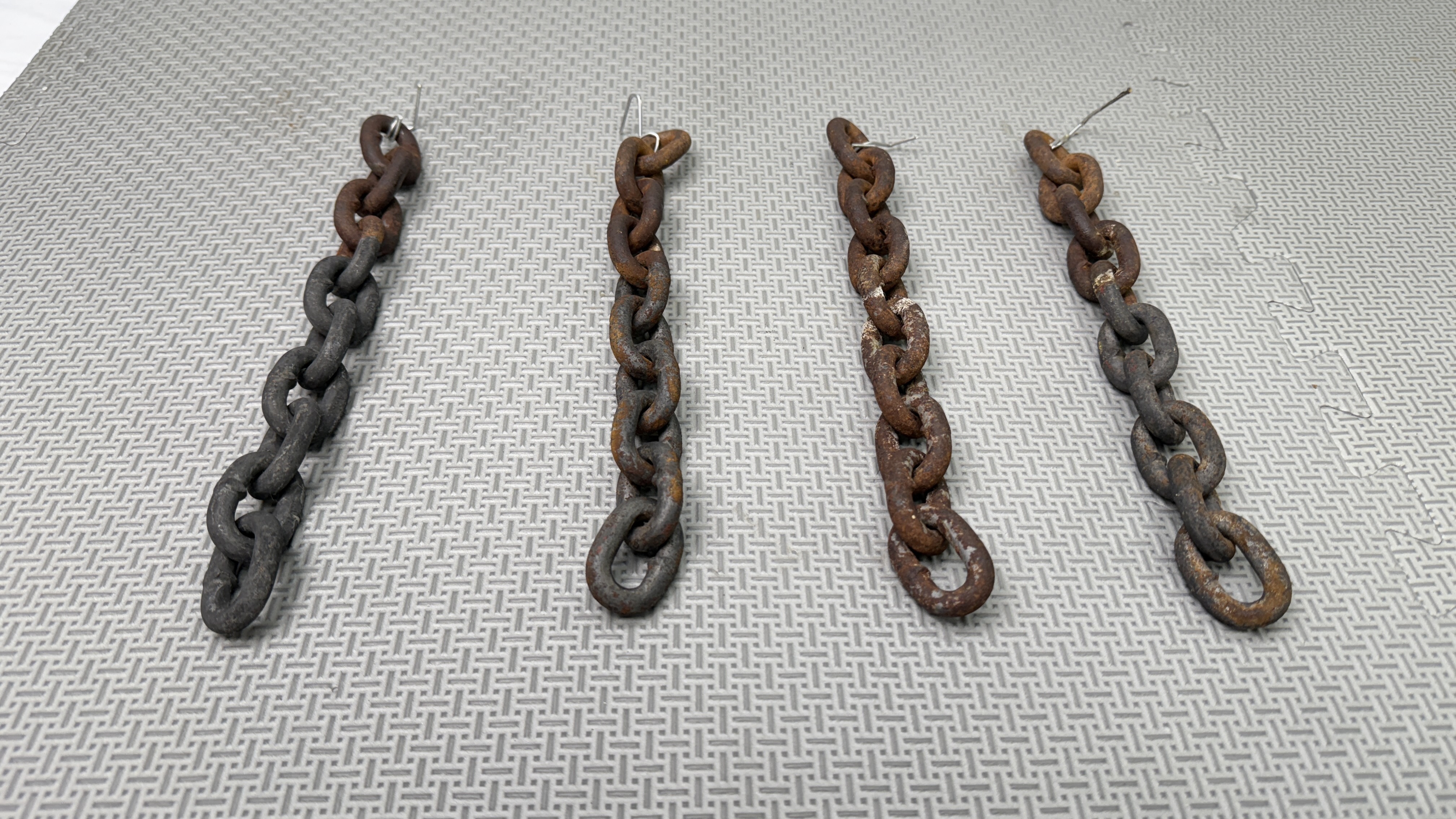 Chains photograph
