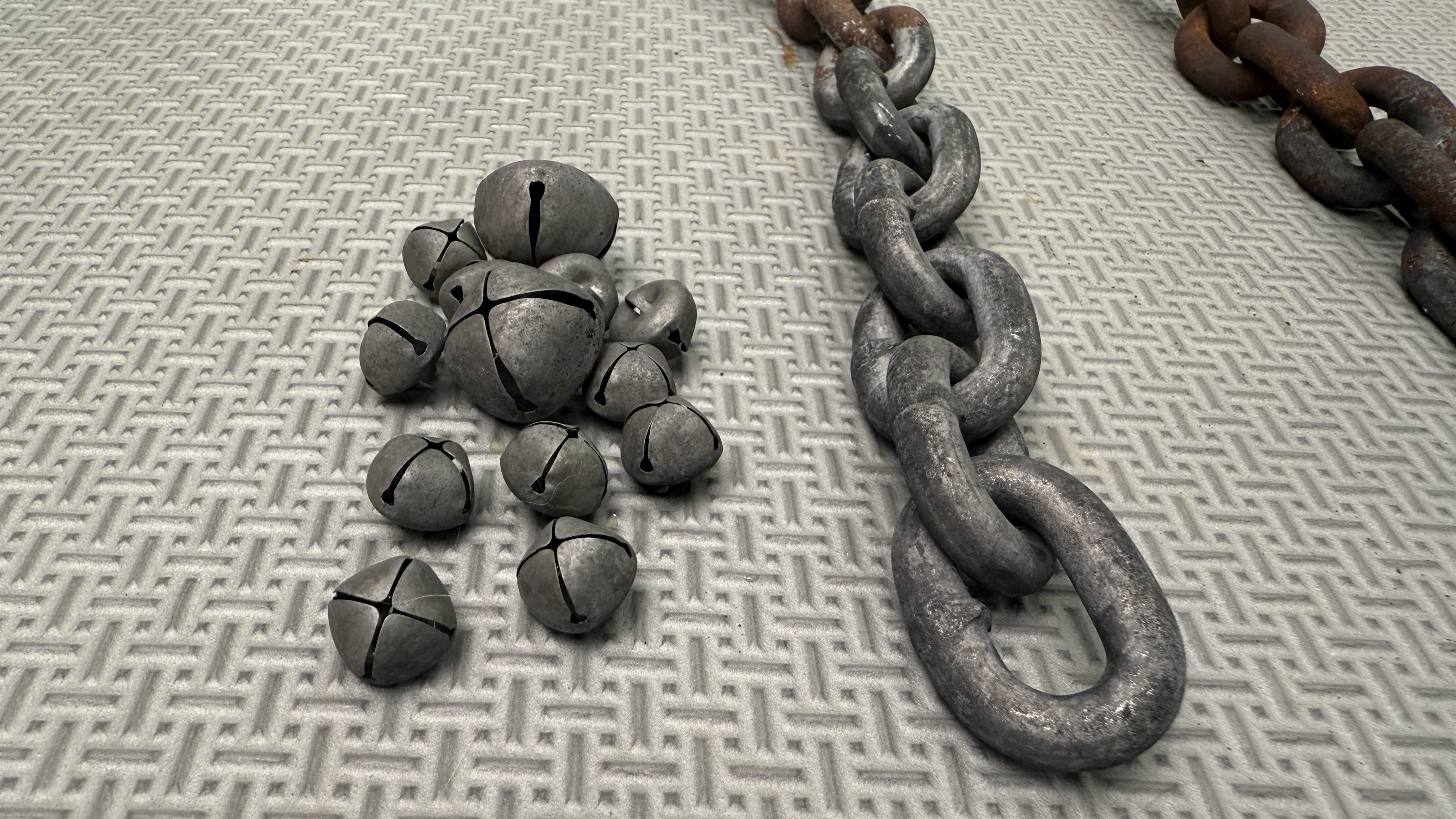 Chains photograph