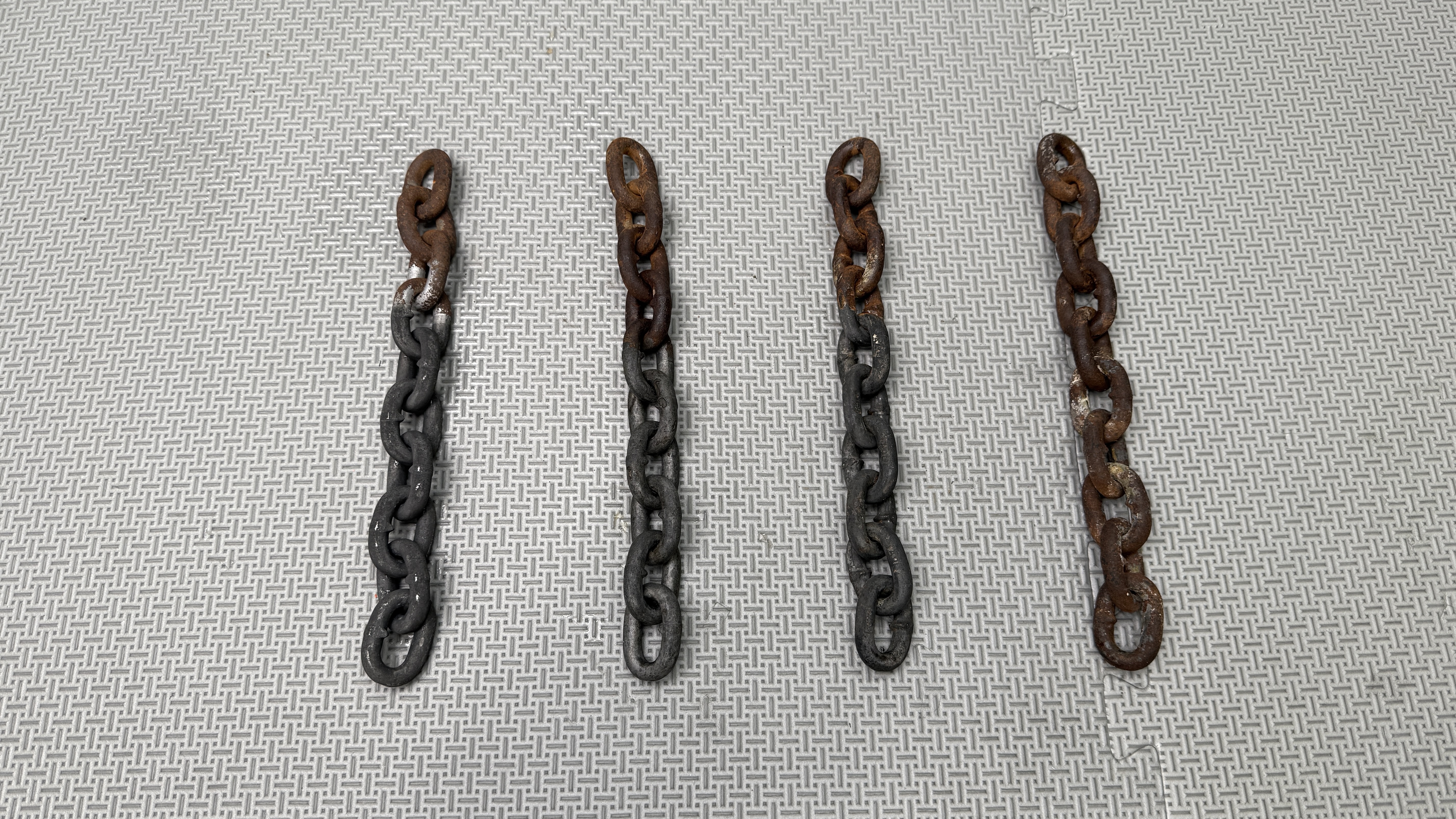 Chains photograph