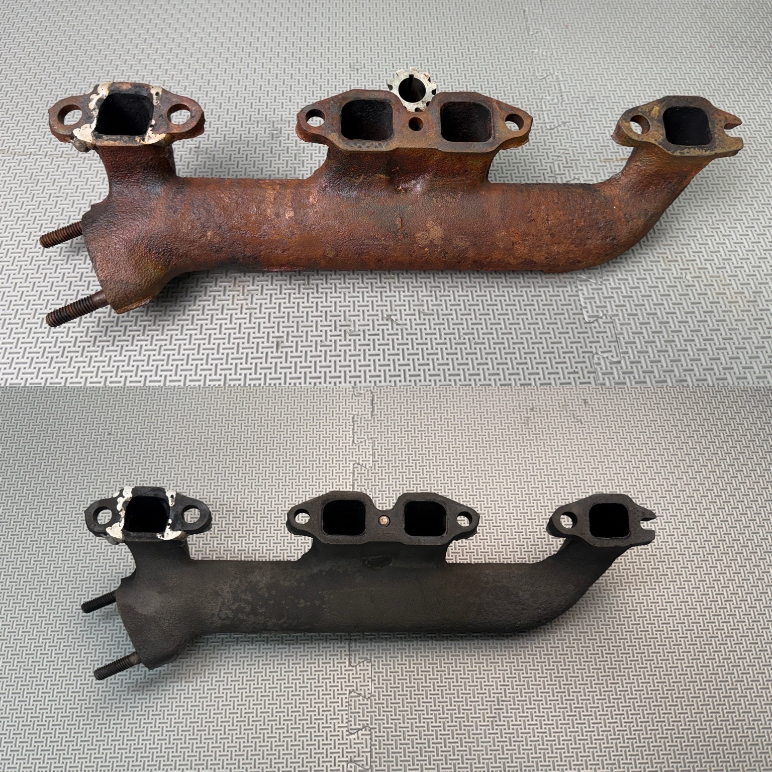 Cast-iron manifold before and after rust removal