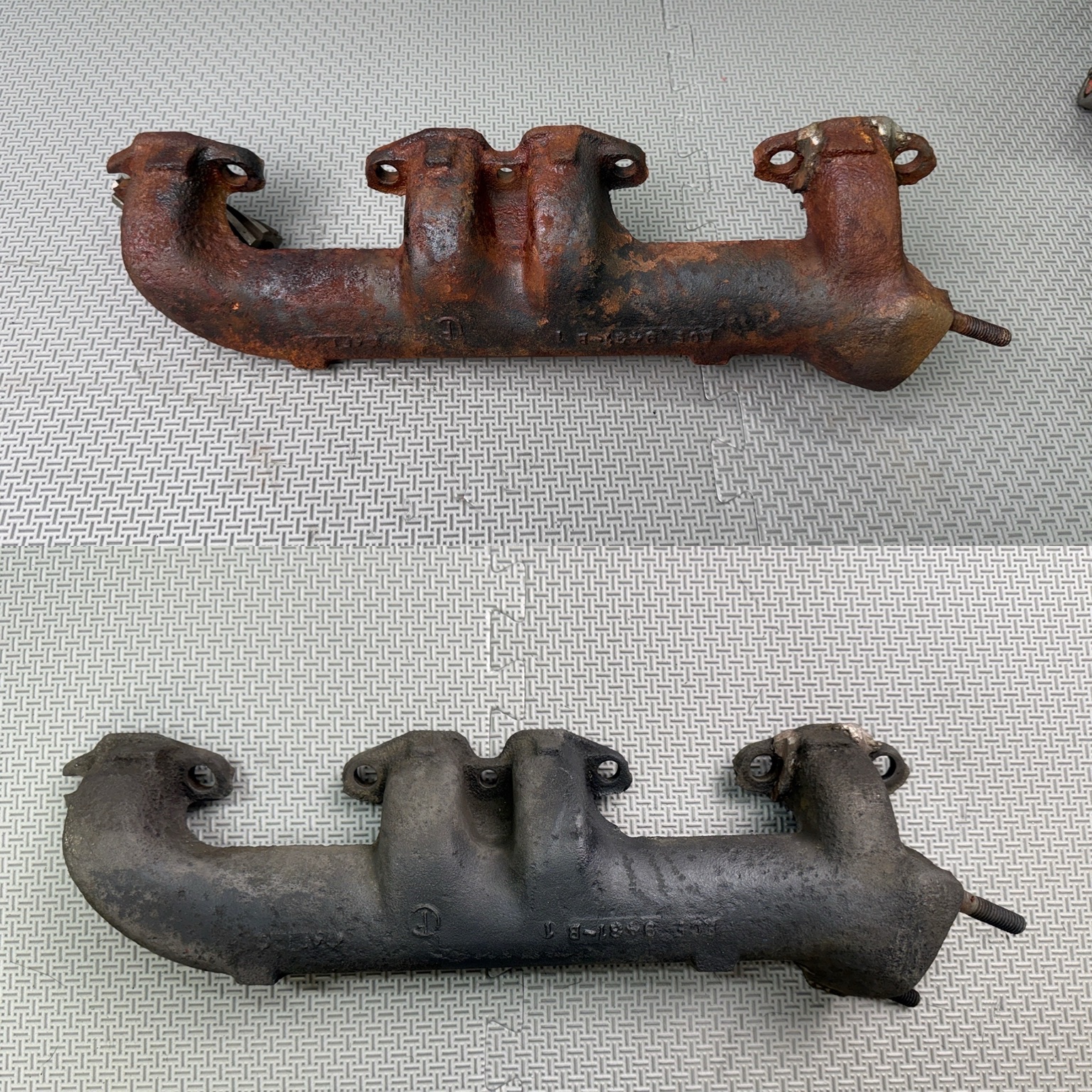 Reverse side of the manifold before and after rust removal